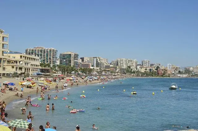 Apartamento Vistas Al Mar, Wifi, Piscina Y Nuevo A Estrenar Benalmádena 0*,  España